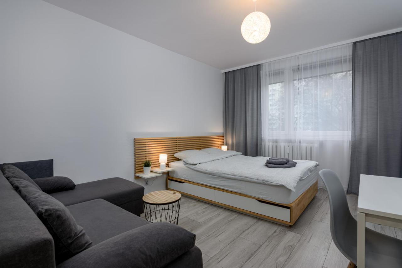 Andersena Modern  Lägenhet Warszawa Exteriör bild