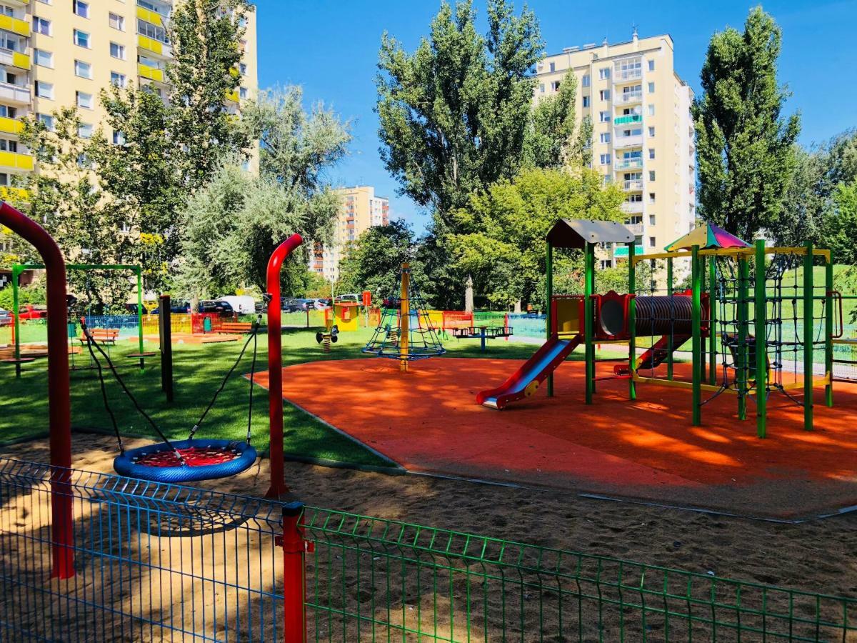 Andersena Modern  Lägenhet Warszawa Exteriör bild